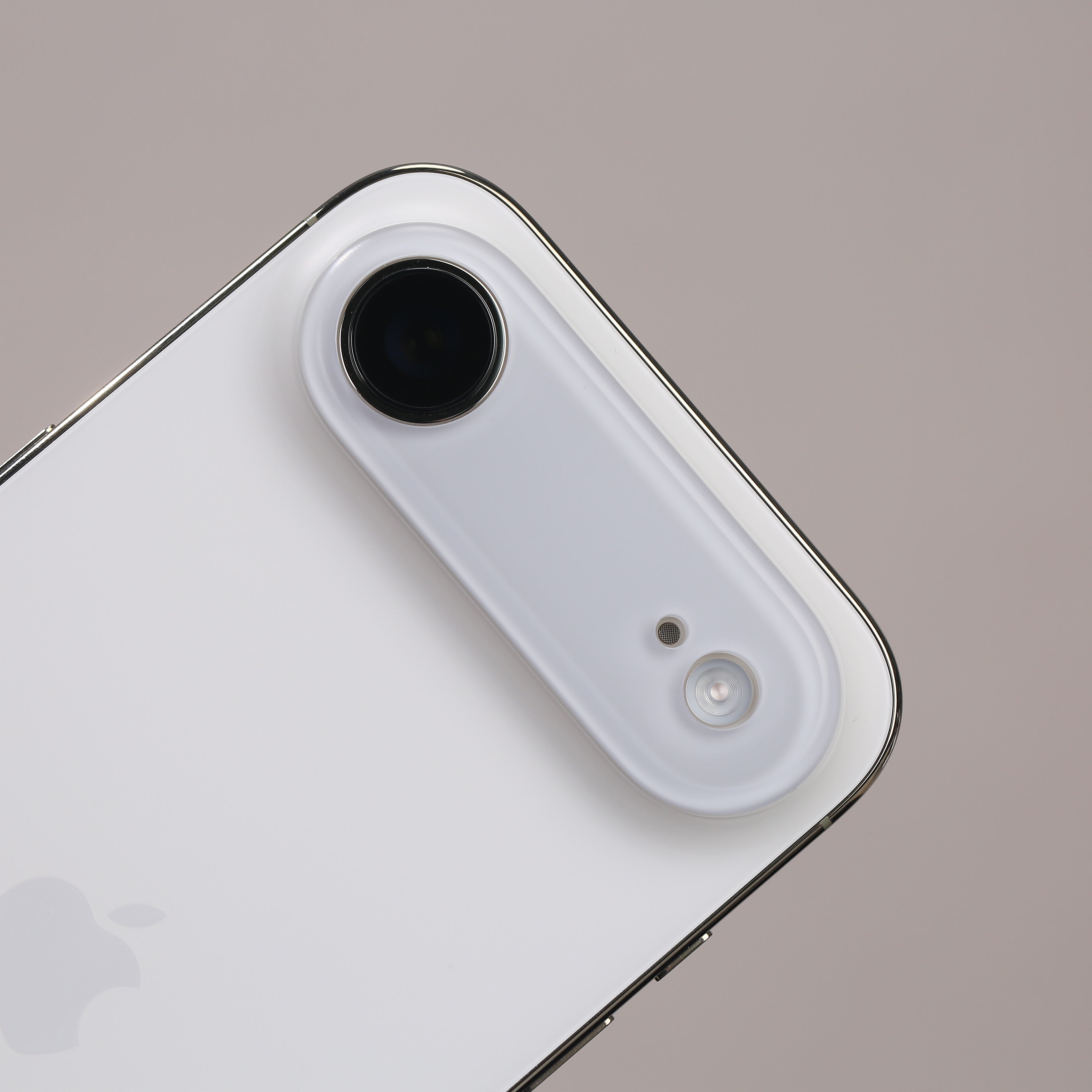 啥情况，iPhoneAir 怎么又开始霸榜了今天星期六，但是销量比昨天还多，我都