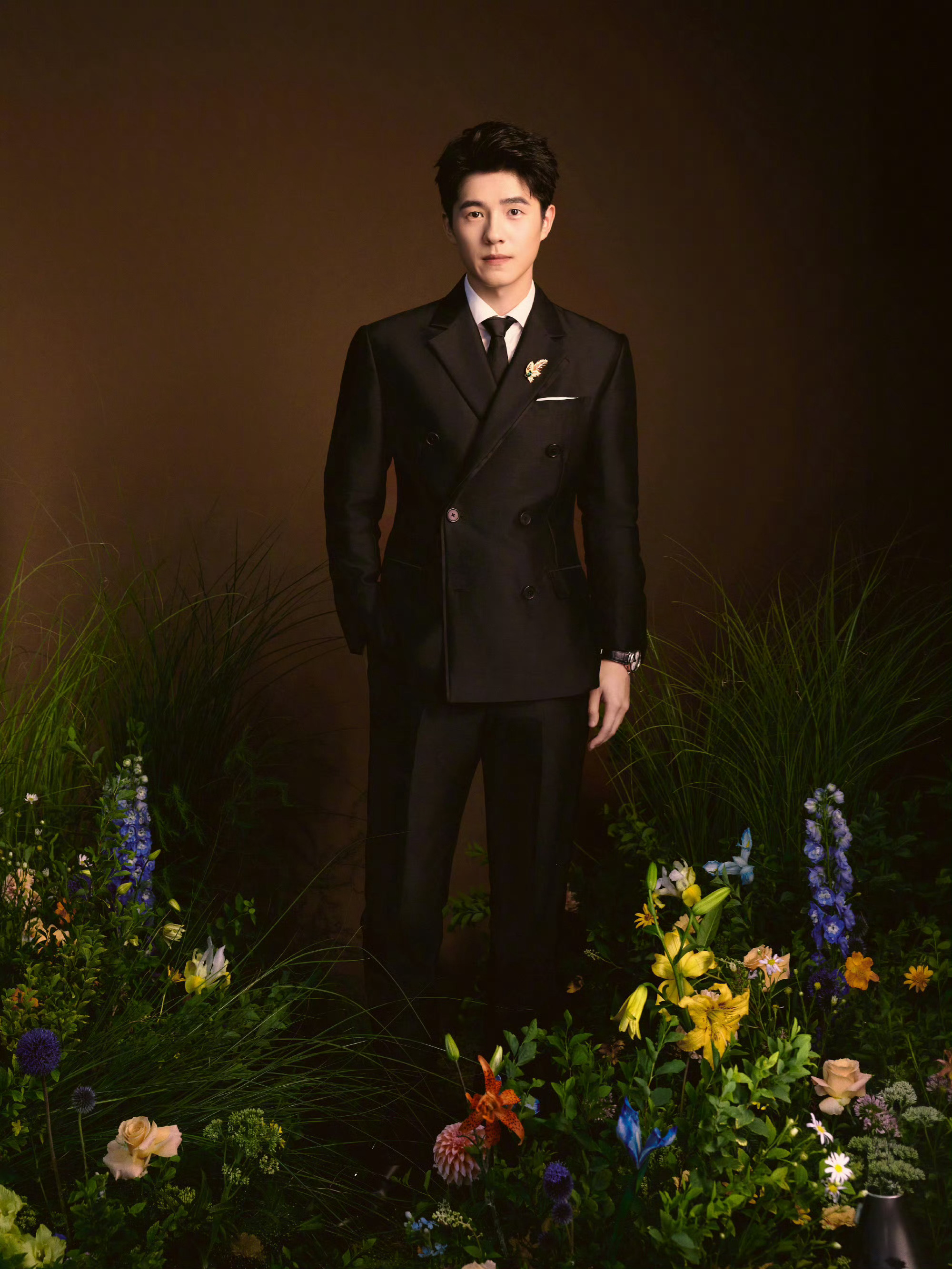 FocusStar刘昊然今日第38届大众电影百花奖 造型图集，身着Hermès 