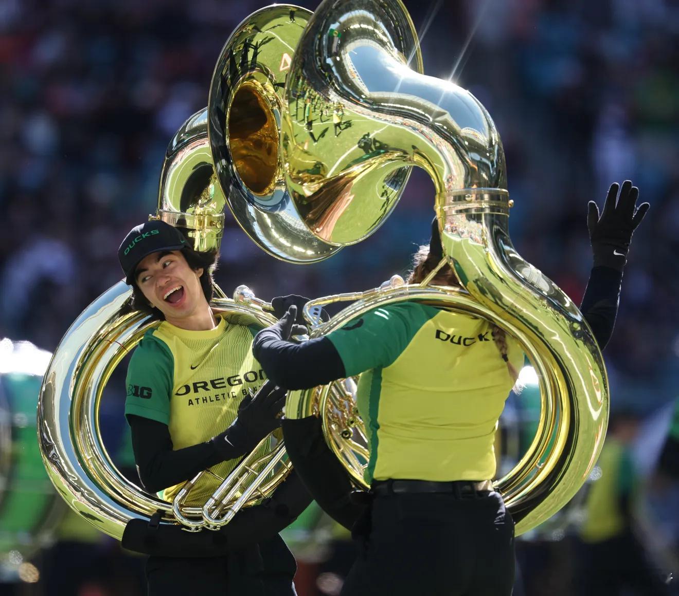 次轮排名第5的俄勒冈大学23：0淘汰排名第4的德州理工大学 