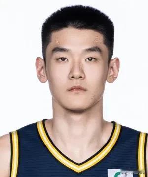 以前我还不相信球员之间有什么克制关系，看了广东队跟广厦的两场比赛，我发现王洪泽可