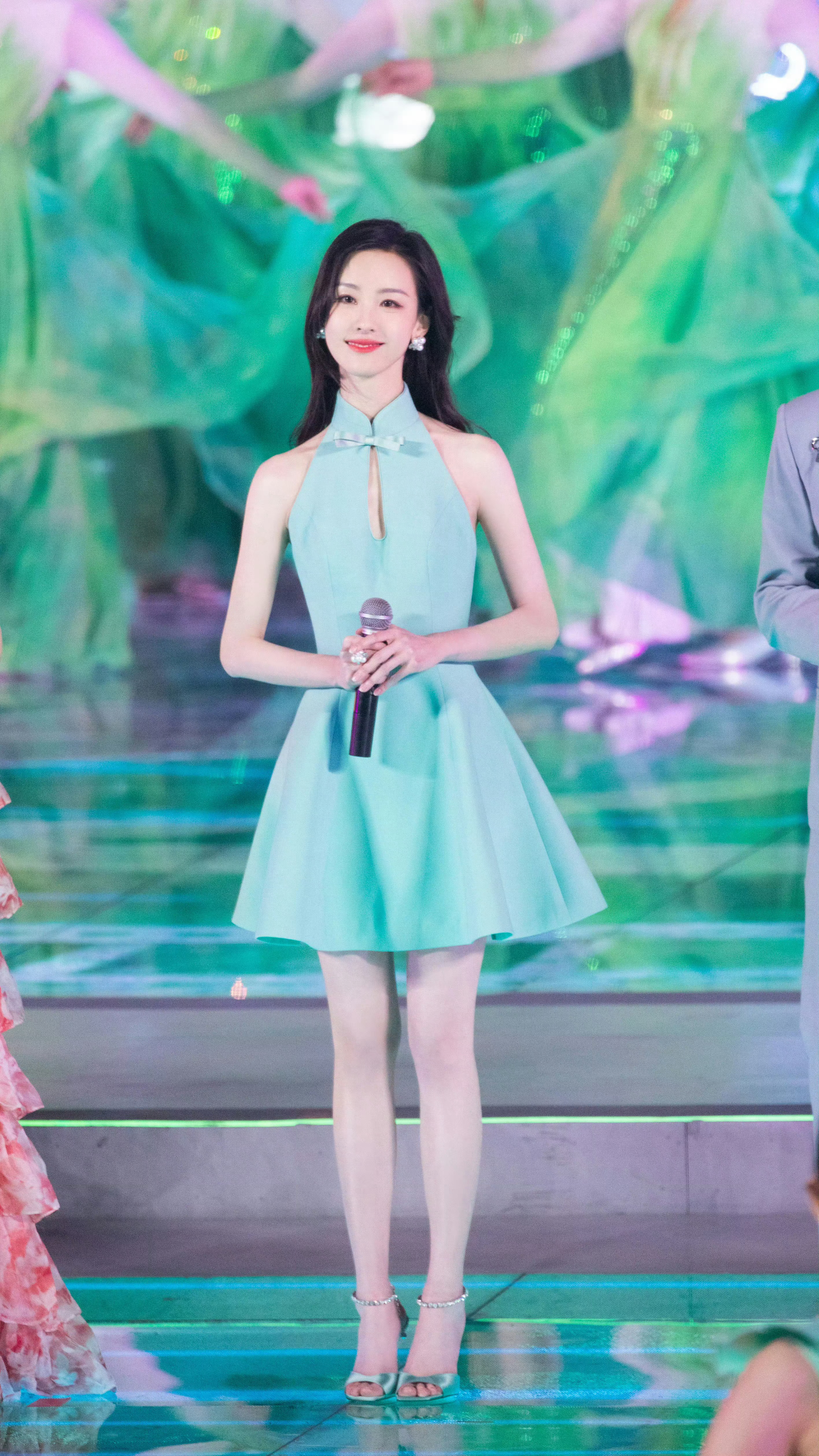 陈都灵连衣裙👗 