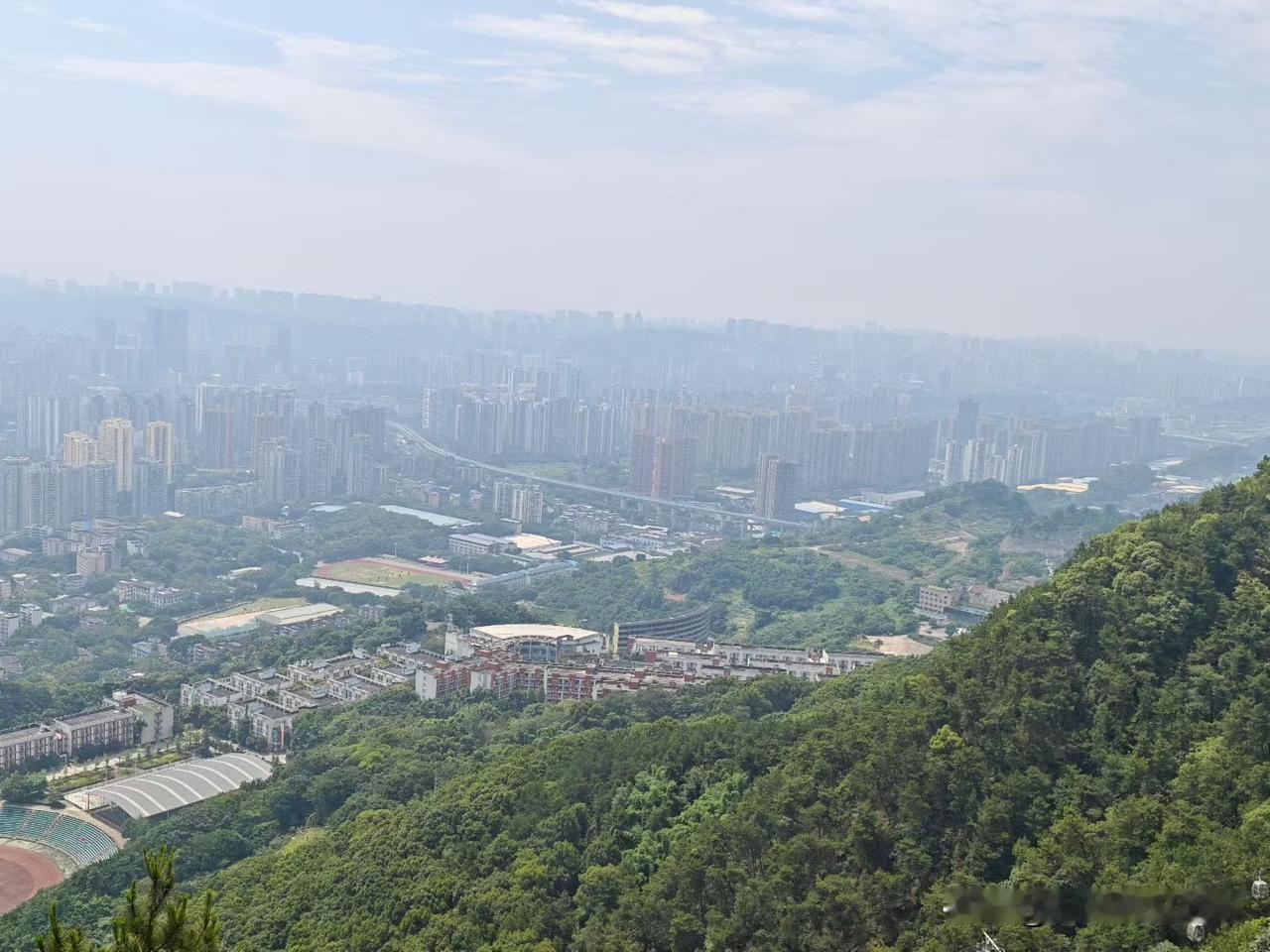 ❤️红尘路上，冷暖自知，得失之间，自有安排。认真把握眼前的点滴生活，终将自在如风