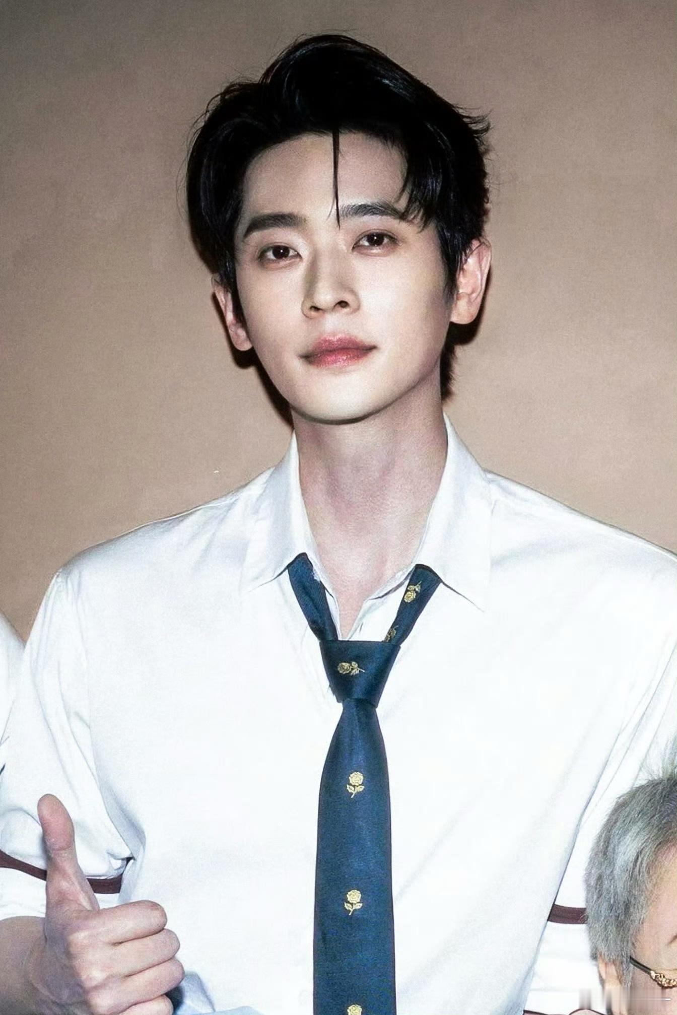你好星期六下周是莫离剧组都来看莫离莫离丞磊墨修尧