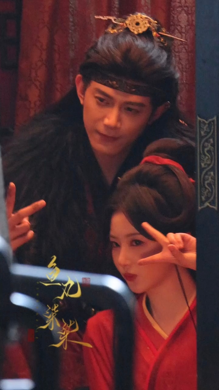 啊啊啊啊啊啊啊啊家产又来喂饭了！！雪凯你们就宠我吧《将门独后》两人拍戏间隙还在合