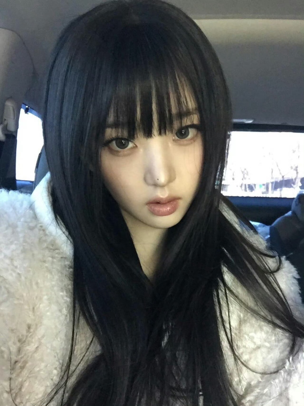 完全按照我的审美来长得….小窄脸是什么感觉 额头辣么饱满是什么感觉💕 