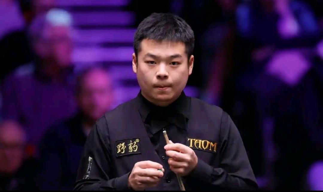 2025年12月3日斯诺克英锦赛，中国选手庞俊旭爆出冷门，以6-3击败世界排名第