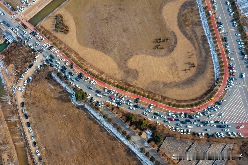 春节自驾游规划路线可有不少讲究。首先得明确目的地，要是喜欢温暖的海边，海南就不错