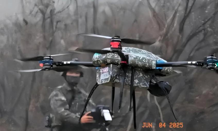 打了四年的俄乌战争，真正管用的武器，不是装甲、导弹，居然都是中国平常就能见到的东