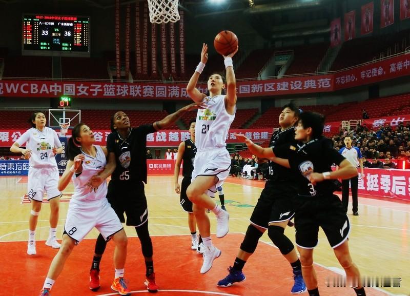 CBA积分榜风云突变！第八名成为关键分界线，广东队意外收获良机。辽宁队遭遇三连败