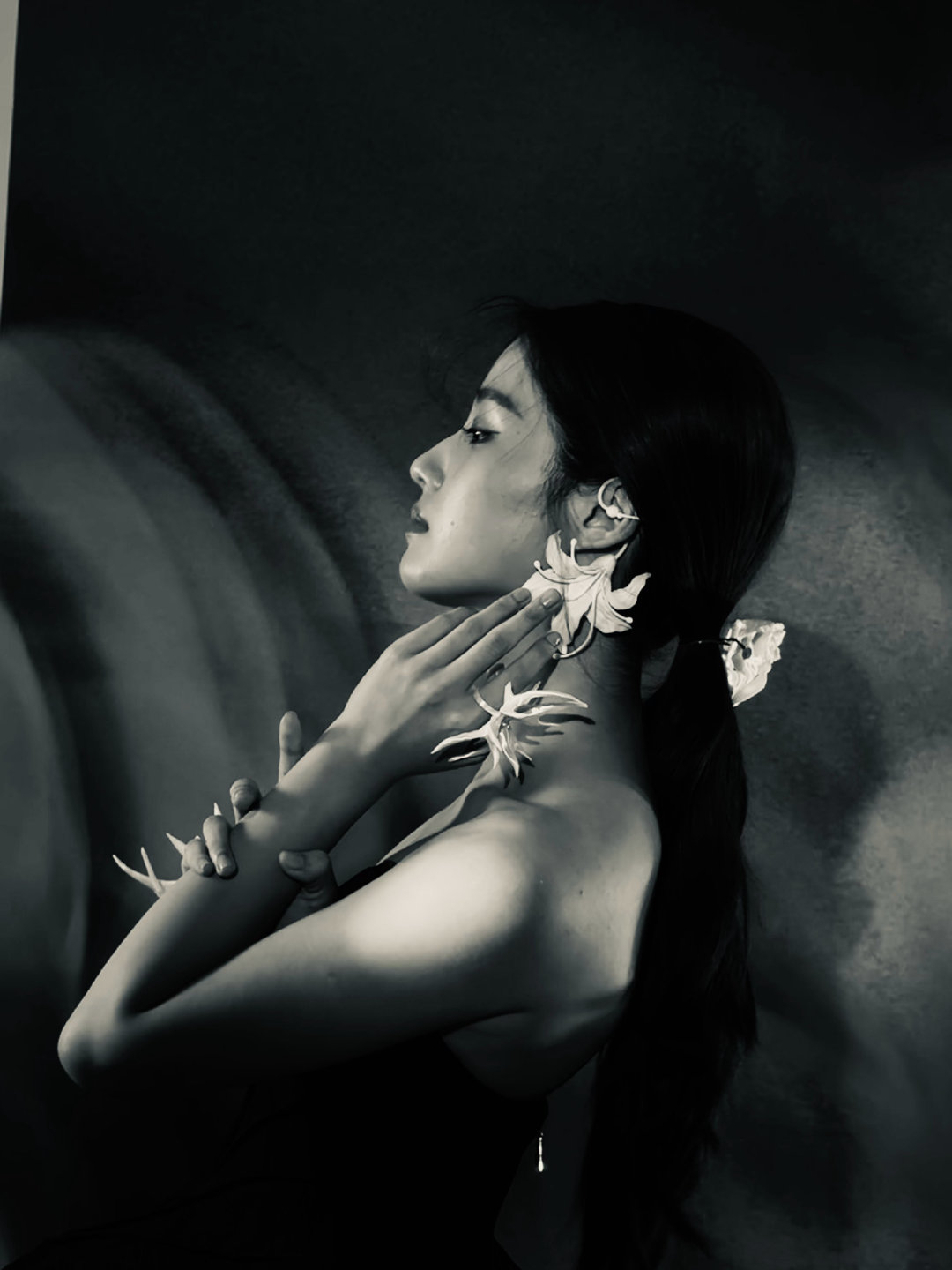 噜俐[笑而不语]登月碰瓷我先说了～ ​​​