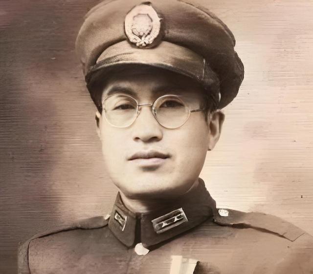 1974年11月17日， 台湾 “陆军总司令”黄杰走进一个小破屋，床上有一具尸体