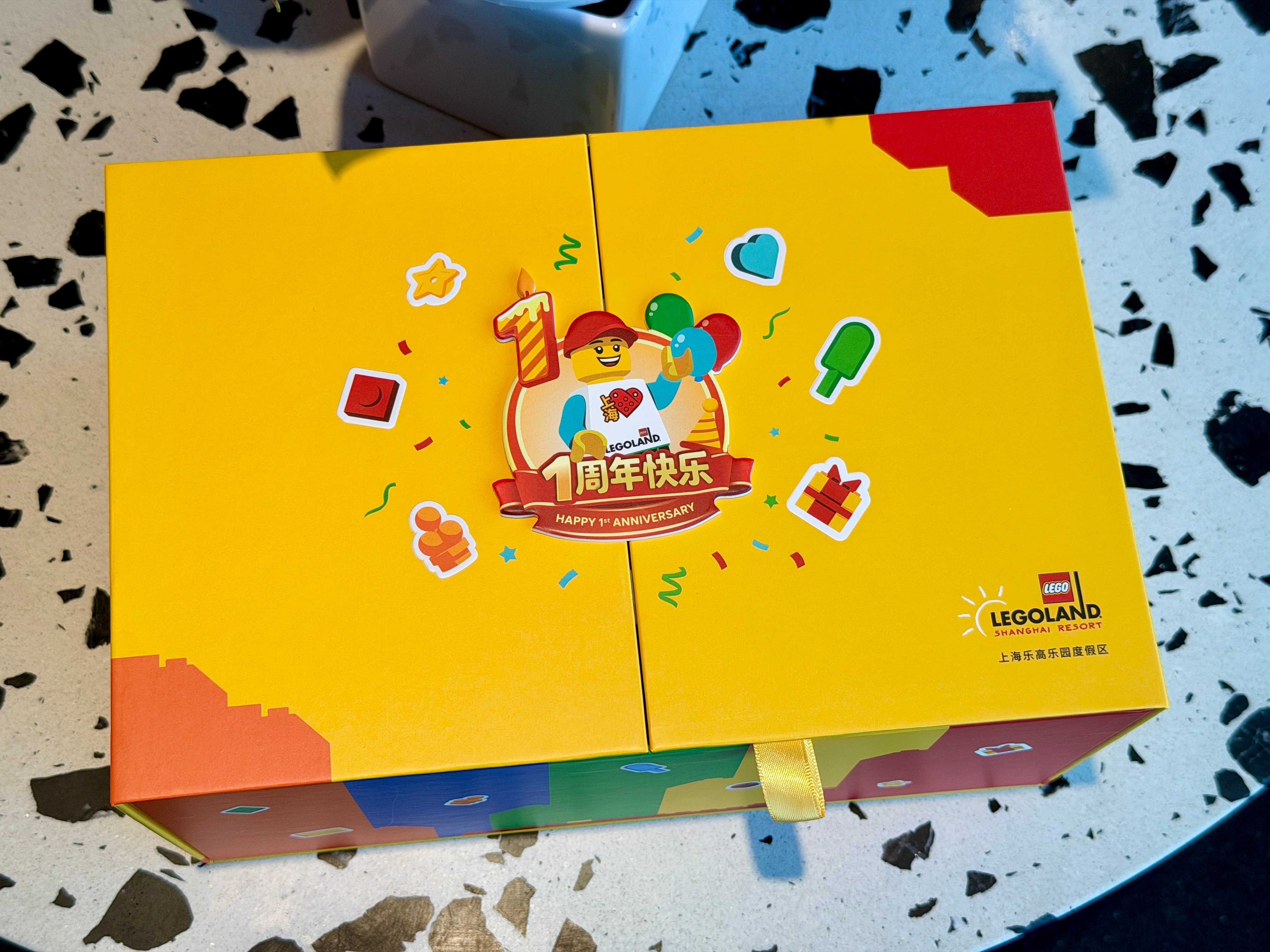 上海乐高乐园开园一周年快乐。🎉 成都·佳辰国际中心