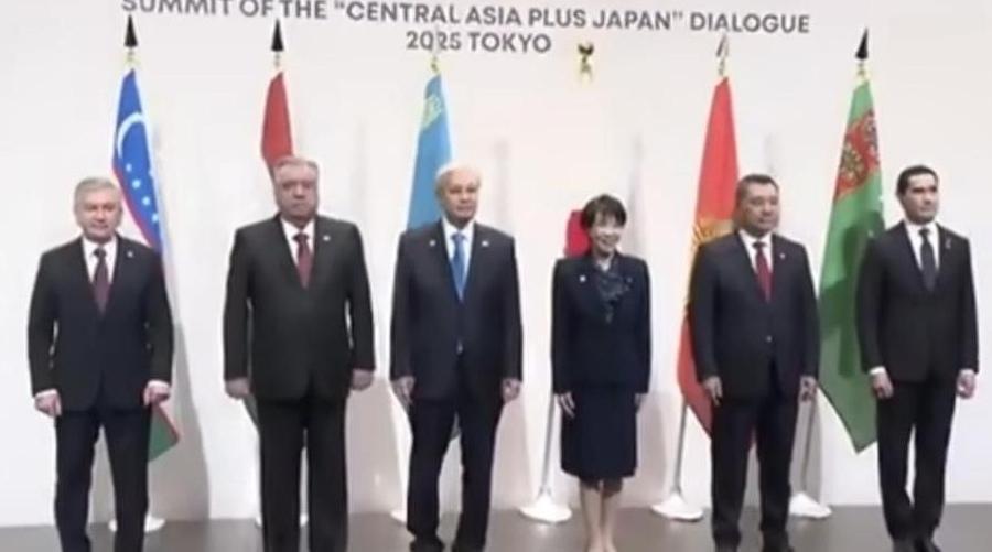 【中亚五国参加日本峰会在尴尬的同时又失去了什么】
        中亚五国首脑齐