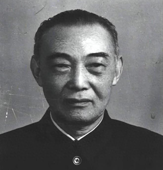 江渭清经历五次未能顺利上任，毛主席亲自决定，让江渭清担任江西省委第一书记岗位！