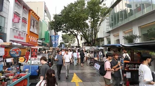 就在昨天

韩国正式宣布了！

9月28日，韩国官方宣布对我国团体游客免签！一直