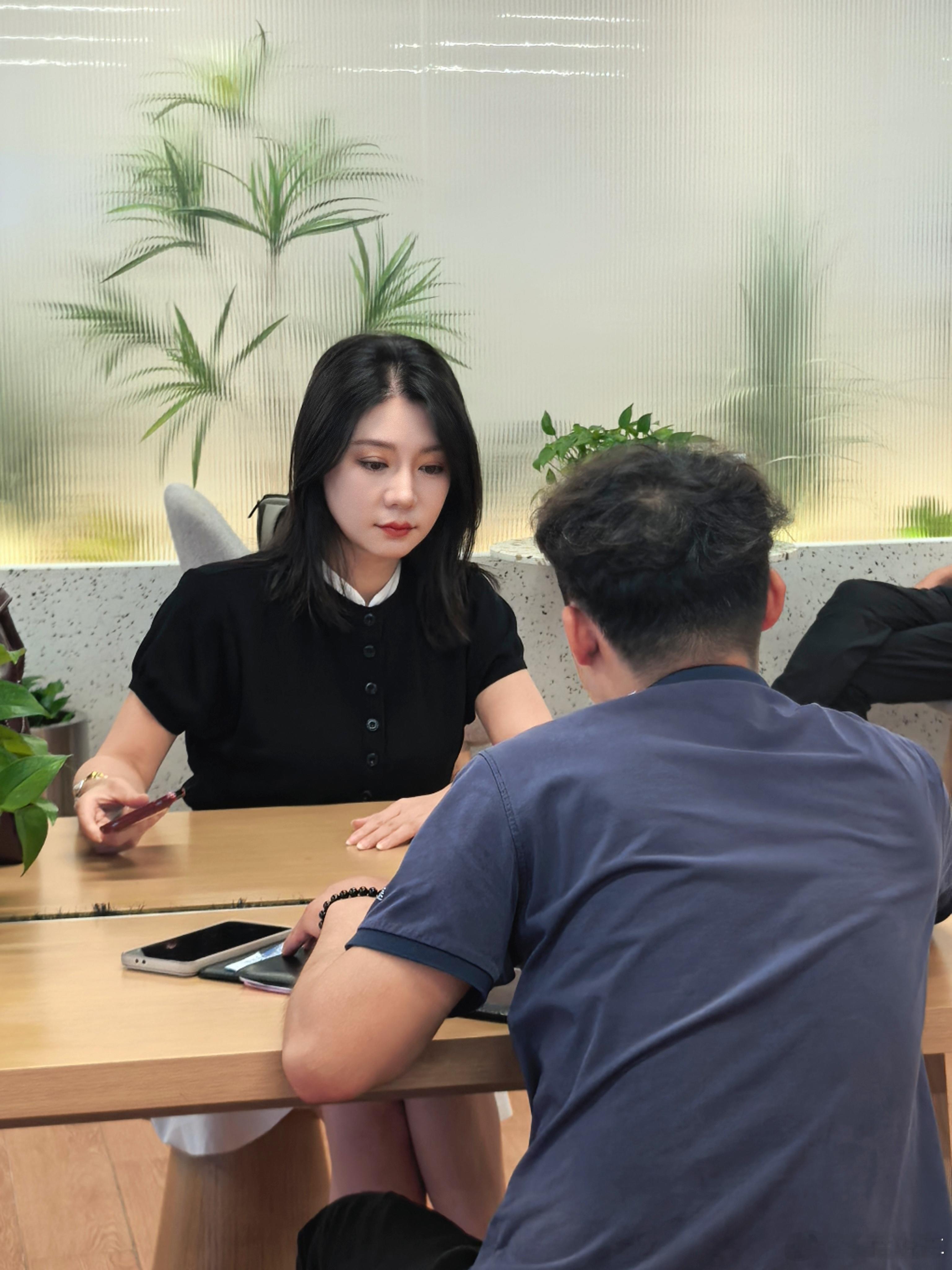 我的缤果s 已经开始交付了外观：松弛灰， 内饰：柔白好想快点把它开回家，好喜欢[