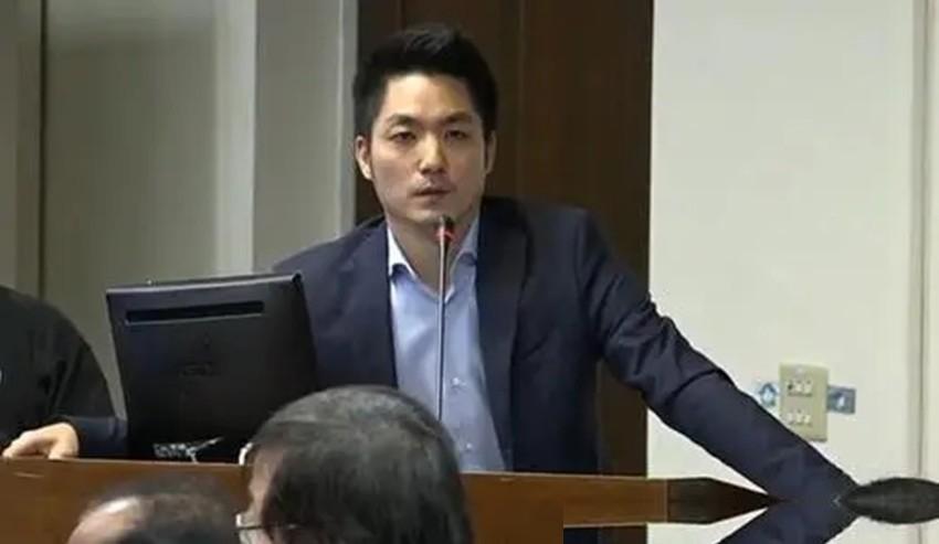 万安：你是台湾人还是中国人？他的回答颇让人意外。网络转述称他说“我是台湾人，是台