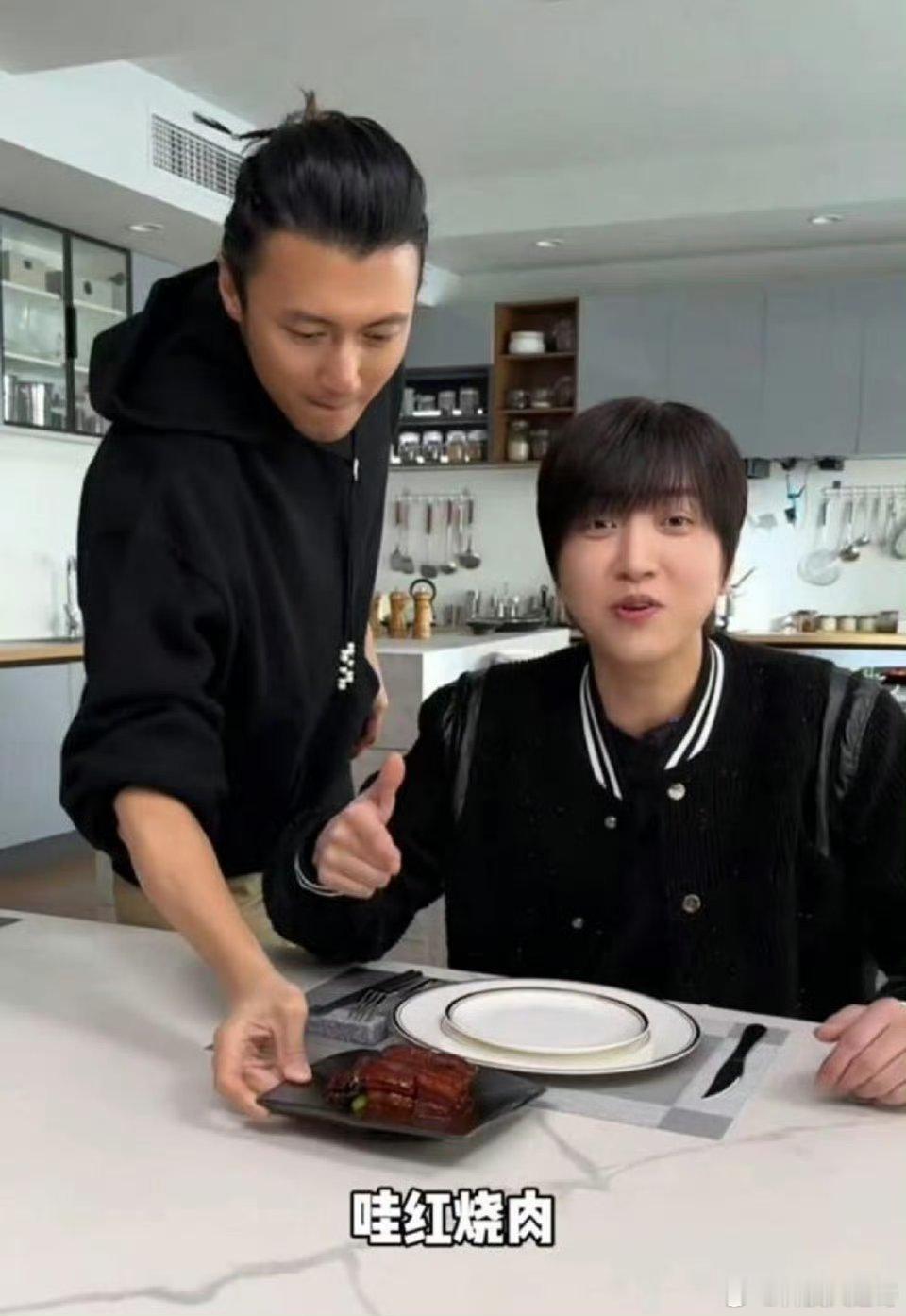 网红白冰偷税细节【网红白冰买名牌包挂公司账】网红白冰偷税911.18万天啊！40