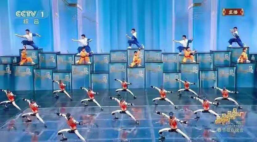 重磅！中国机器人产业迎来关键里程碑
 
       当人形机器人逐渐走入视野，