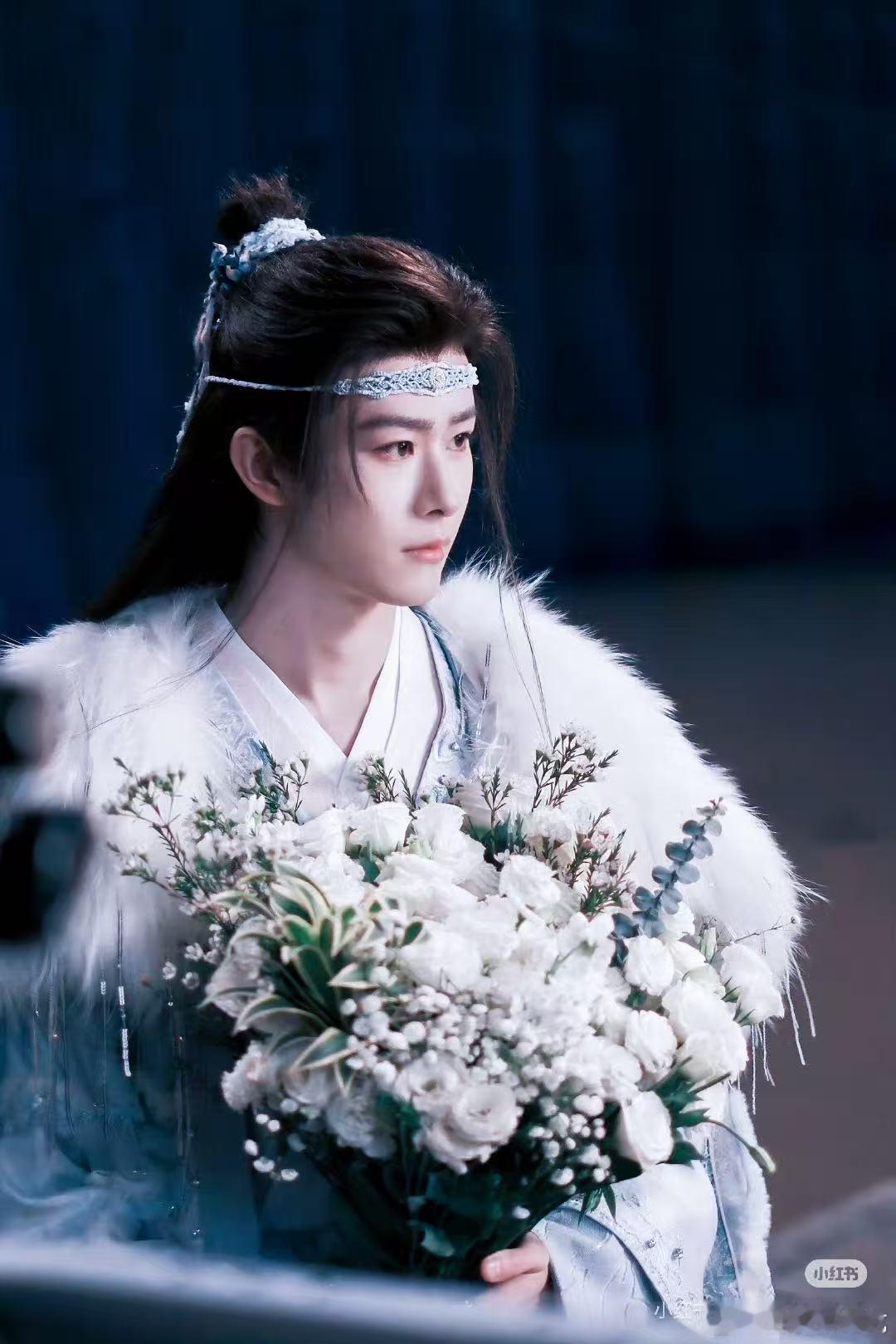 田嘉瑞超长告别文看月鳞绮纪真的被田嘉瑞圈粉，太会演了！诠释了好几个角色都演出了角