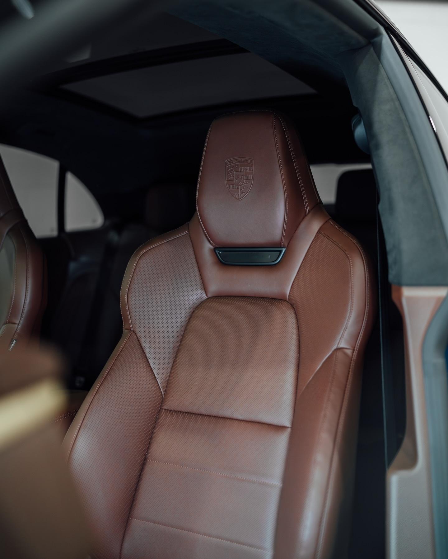 保时捷 Macan Turbo Electric 