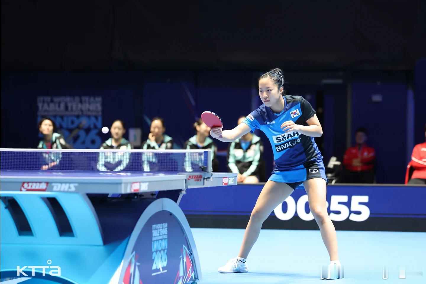 ktta：2026 ITTF伦敦世界乒乓球锦标赛🏓在激烈的比赛过后，韩国男女队