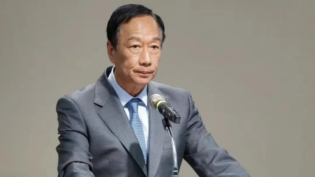 郭台铭的“一中”说的杠赛了！
郭台铭发表“ 金门和平宣言” 
在谈及“九二共识”