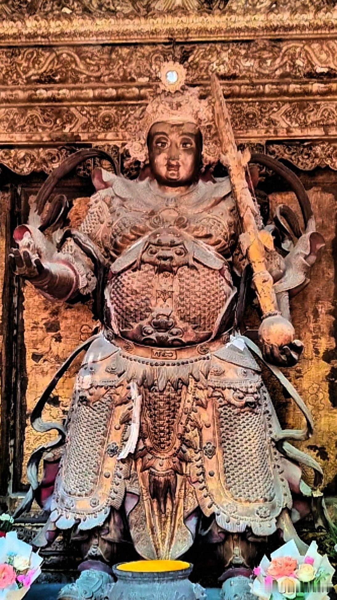 洛阳白马寺｜这尊菩萨，藏着古寺最温柔的暗号
 
来白马寺，别只盯着大佛看。
 