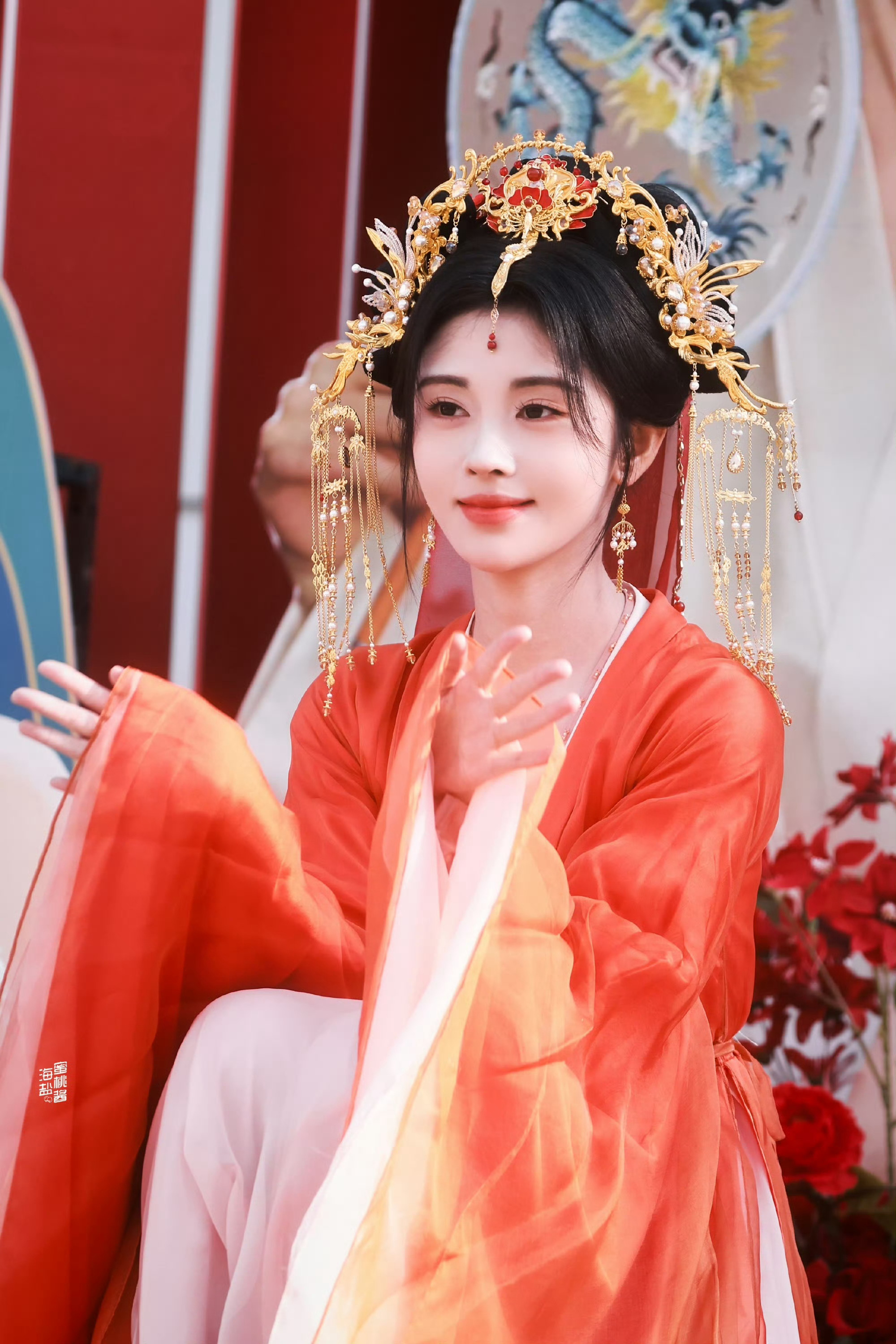 jjy鞠婧祎jjy鞠婧祎苏绿夏“烟花绽放的那一瞬，我好像看见了更闪耀的你”