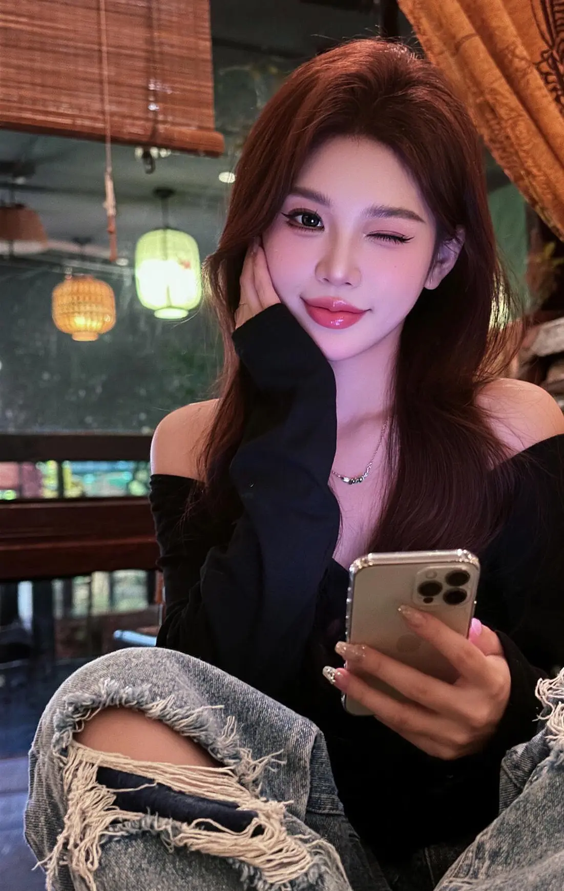 老偷看我干什么 过的好你又不高兴