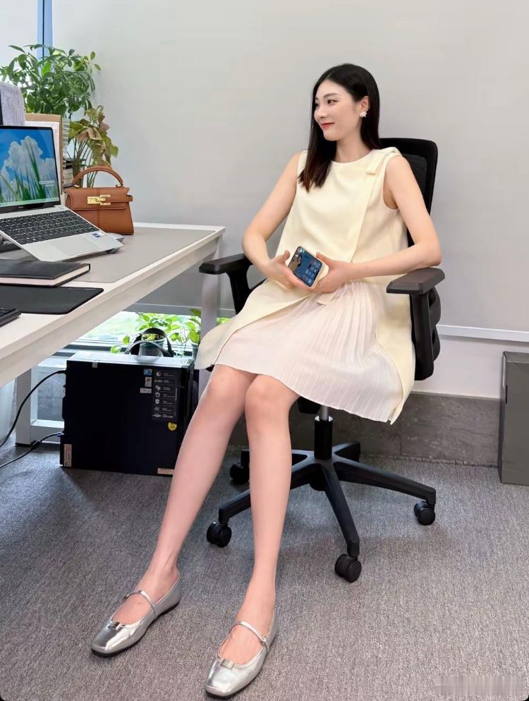 职场美味小阿姨 ​​​