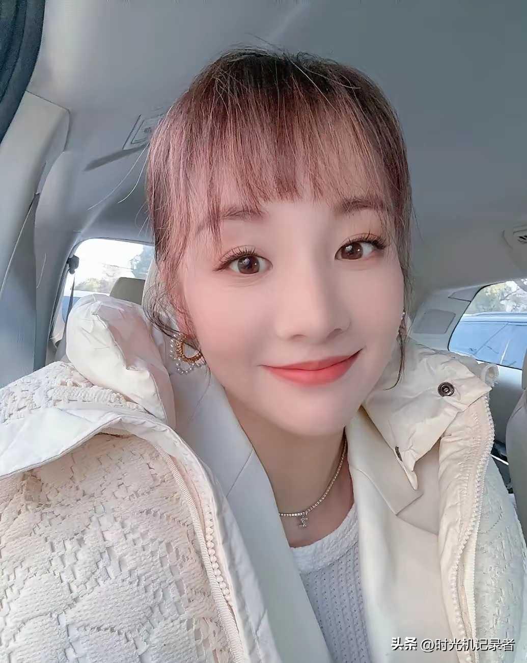 章龄之真是不简单的女人，胡彦斌、薛之谦、陈为民、陈龙都爱慕过她，她选了一个最好的