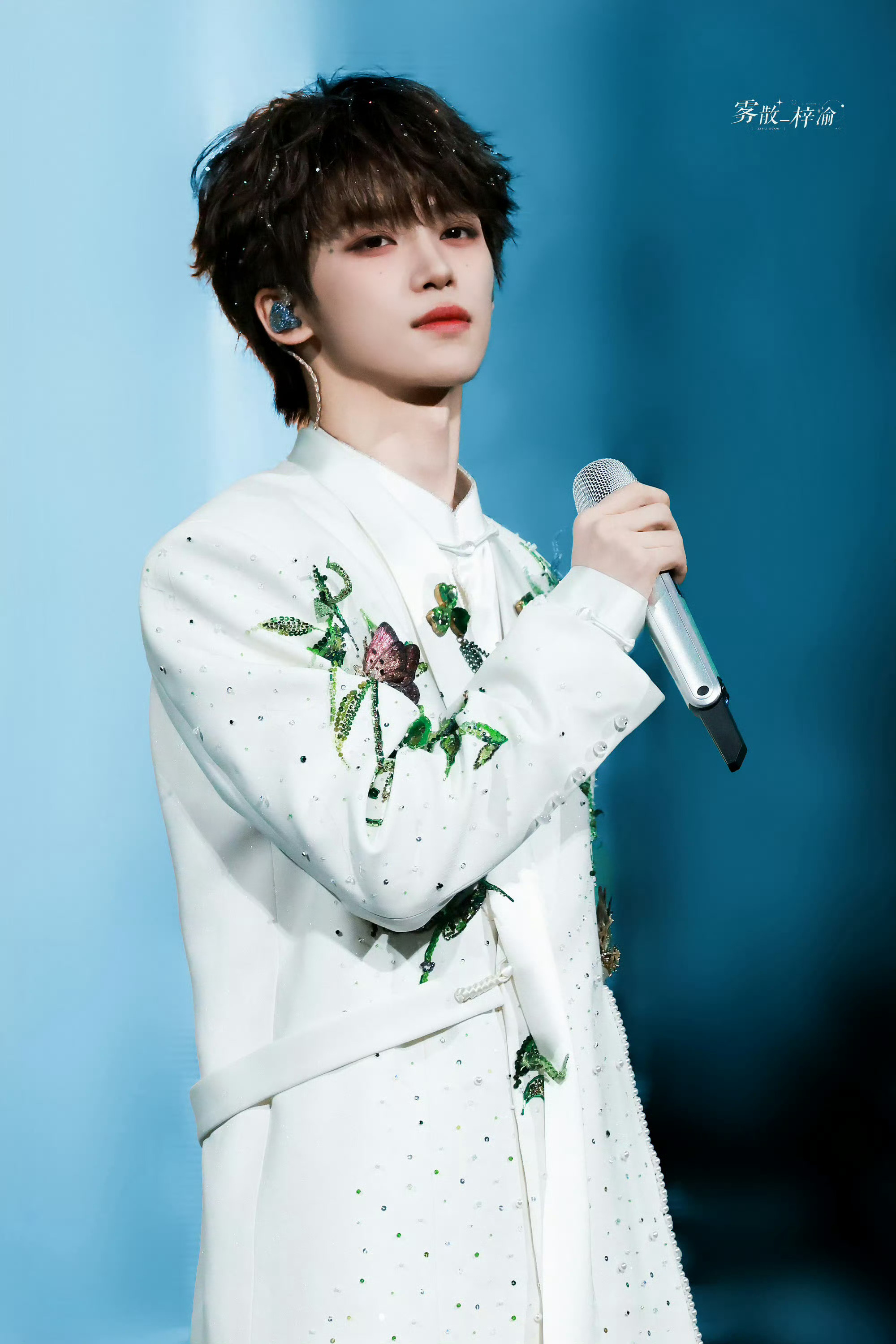 梓渝新歌故乡月，梓渝又有新歌了，看歌名就好喜欢，期待