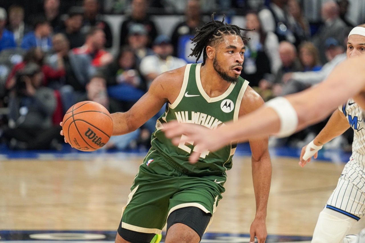 Shams：“雄鹿总经理乔恩·霍斯特在交易截止日后签下托马斯时，曾盛赞托马斯是球