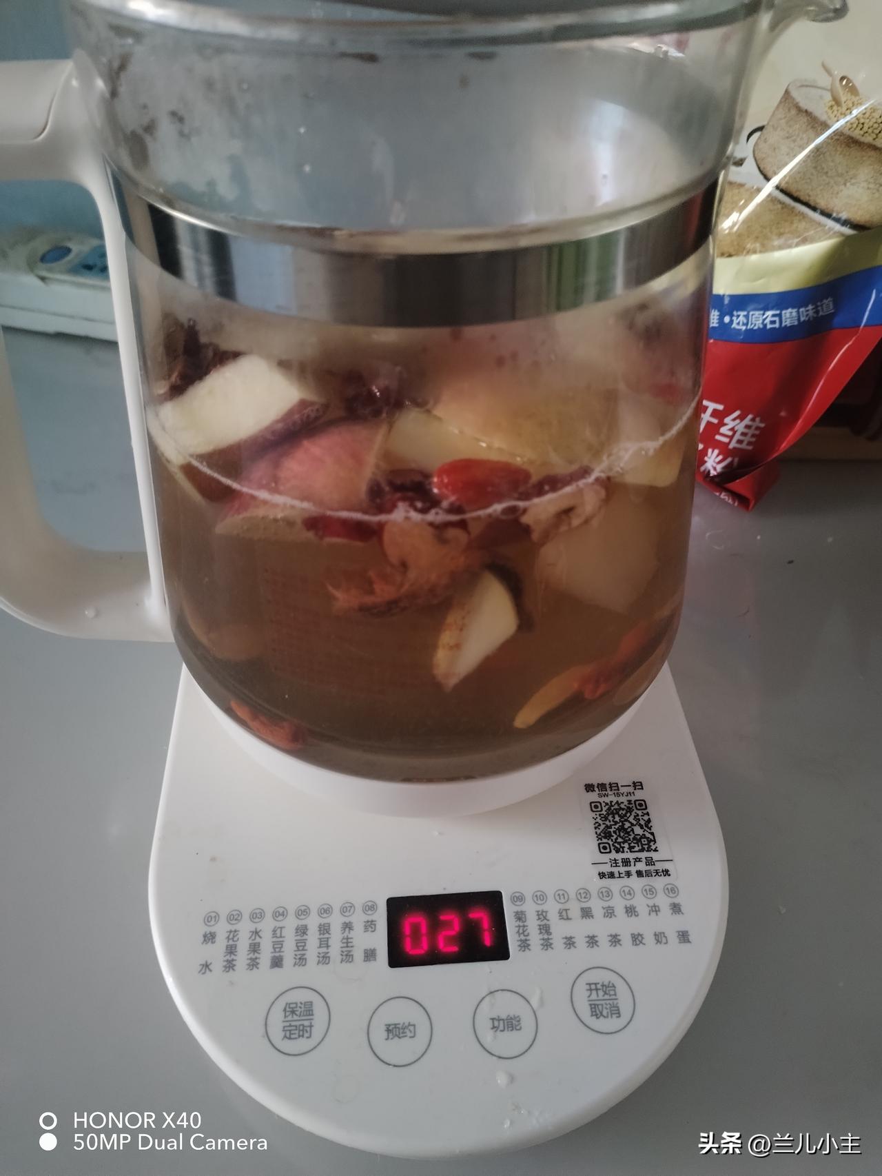 感觉把每天的时间填满，就很好。找点自己喜欢的事做，才能坚持下来。