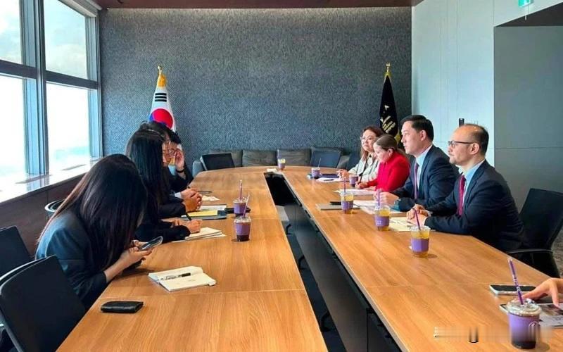 哈萨克斯坦和韩国扩大投资合作

哈萨克国际通讯社讯 由哈萨克斯坦外交部投资委员会
