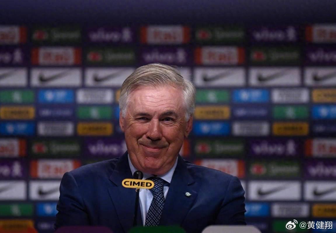 阿隆索：老板，我可是一心一意在执行你的建队思路啊？！你怎么可以把我甩出去背锅呢？