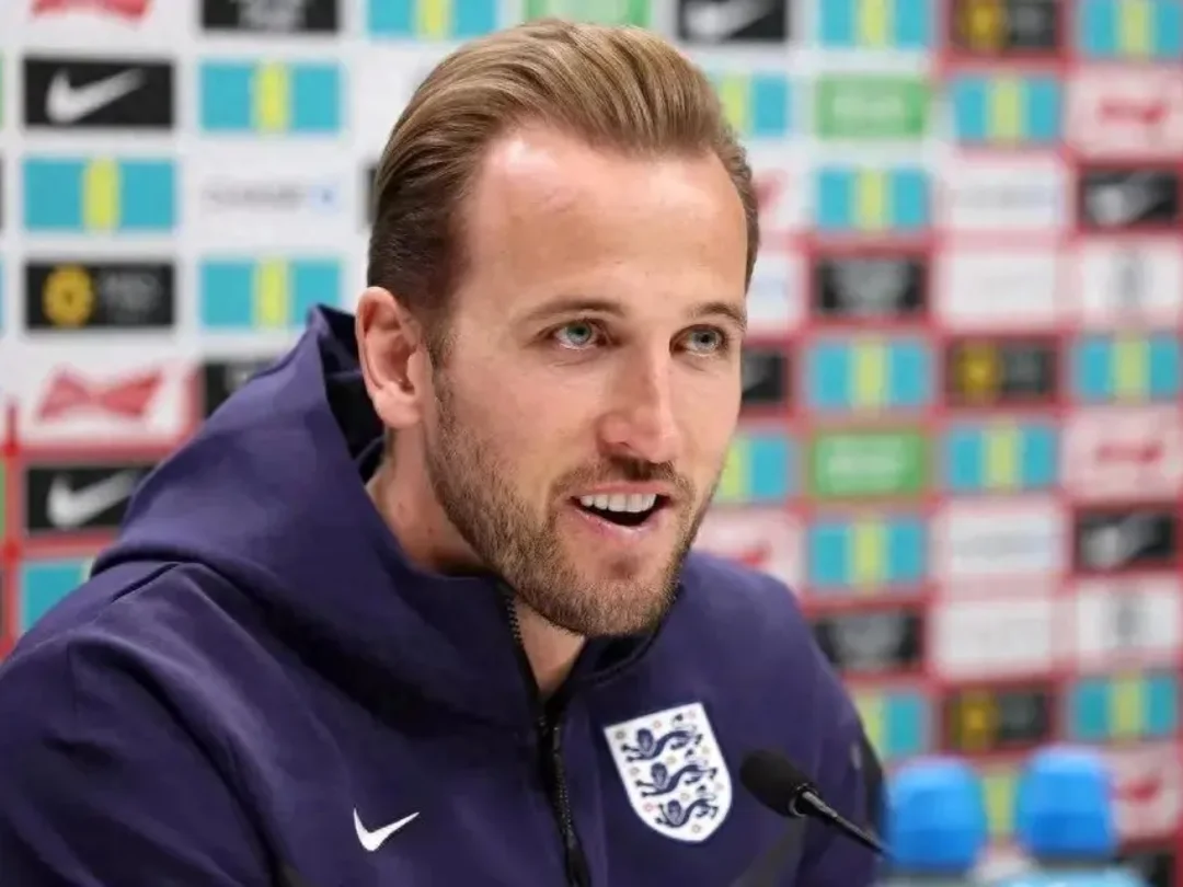 拜仁火力全开，3-0完胜门兴