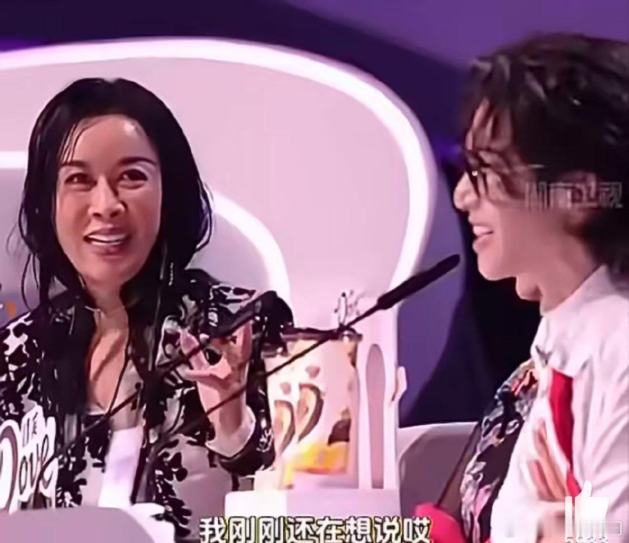 那英集齐哪吒三宝声鸣远扬 把哪吒精神焊在直播里！改赛制不手软、护选手超给力，还为