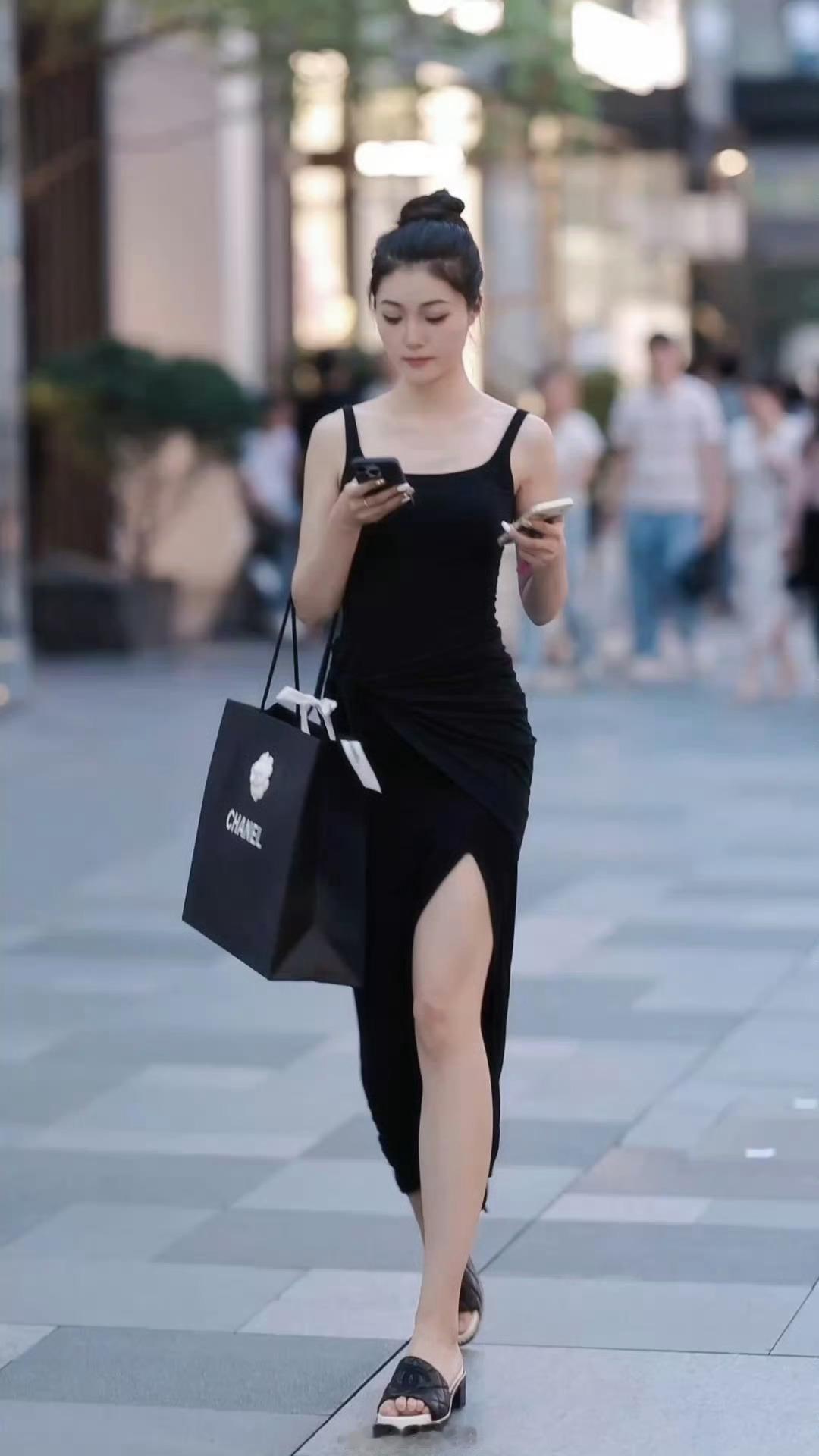 【成都街拍】上周街拍集锦（二）丨摄影拍照每日穿搭 ​​​