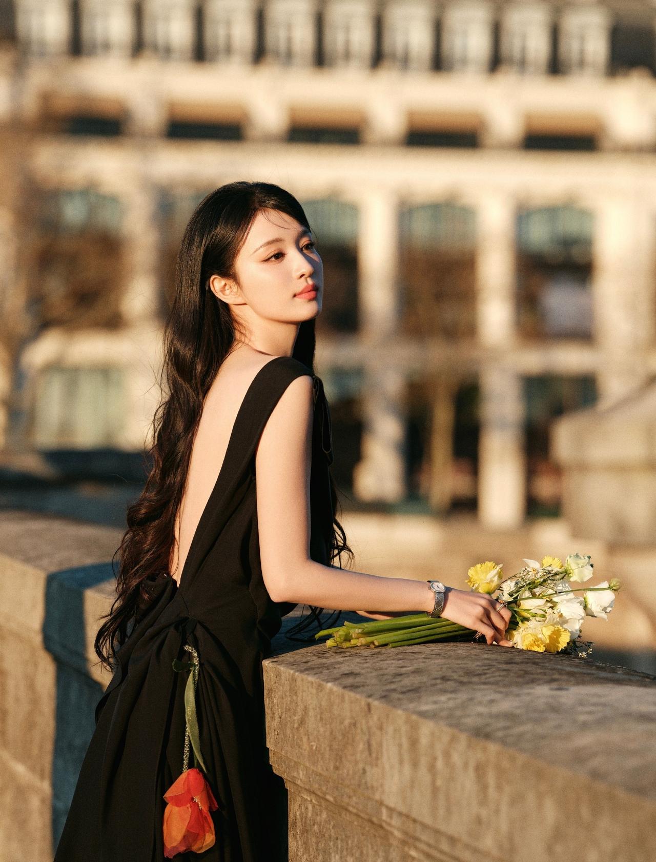 王楚然 × Dior F/W 2026.

看秀造型大片正式发布，来自新晋品牌大