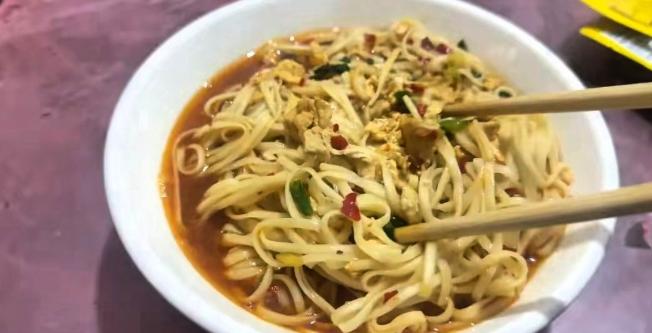 太暖了！安徽滁州，男子兼职网约车司机，突然接到一近800公里的大单，送一大哥到江