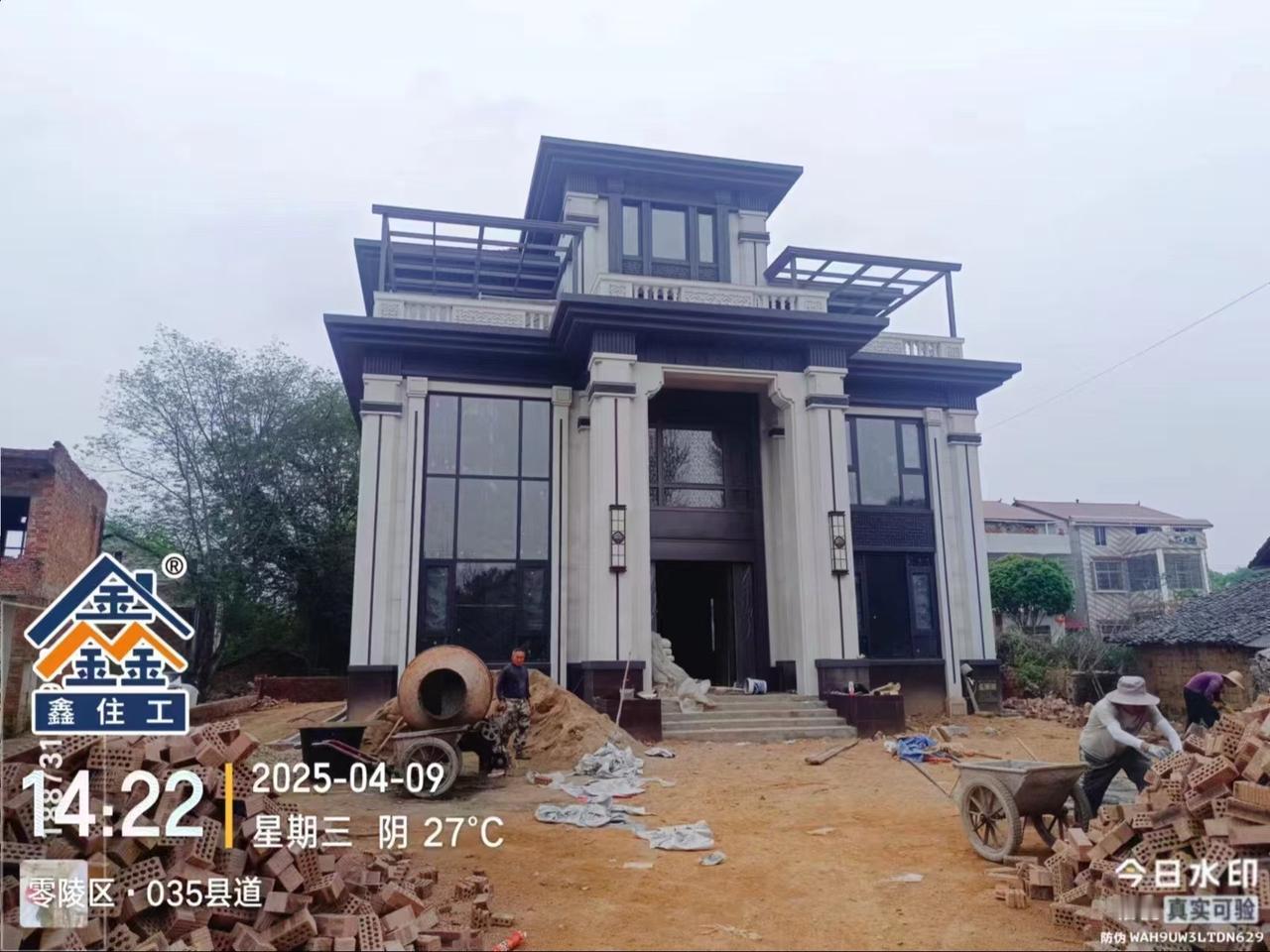 回乡创业建别墅，有想法的可以了解一下子哦。简约大气 庭院设计 高端小区