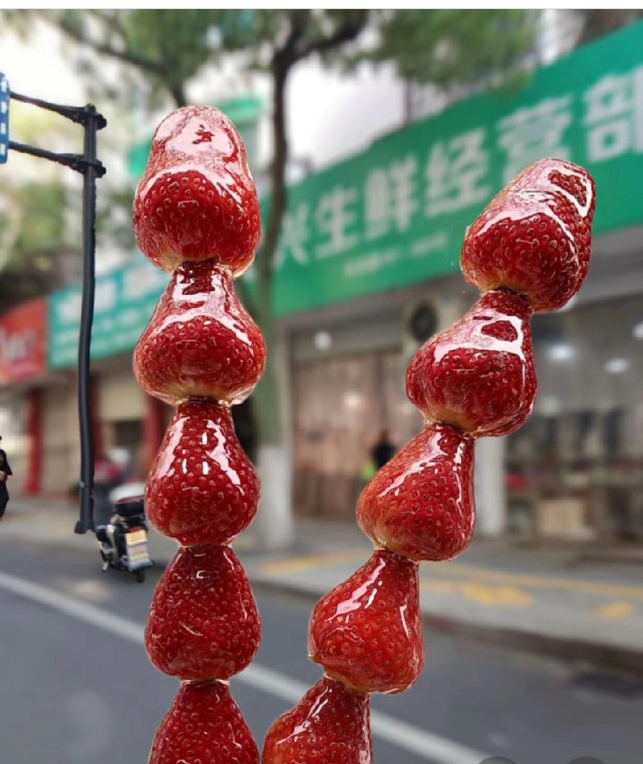 冬天的新鲜蔬果和肉菜
来啦！草莓、橘子、橙子、牛羊肉这些时令好货都登场了，让大家