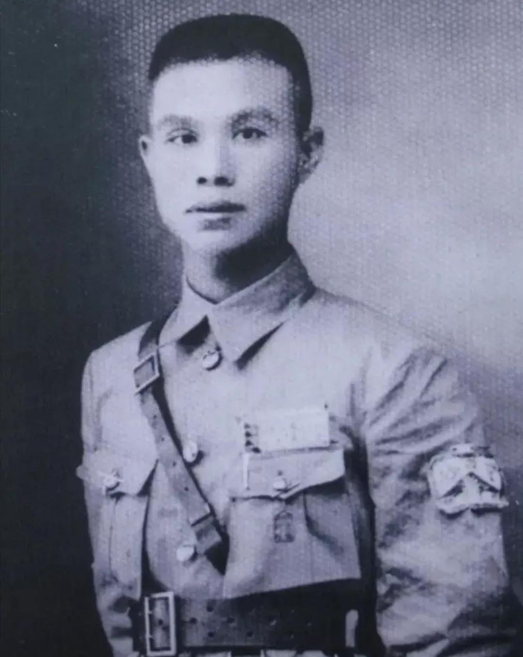 老蒋引以为傲的十大王牌军军长结局一览。

解放战争的硝烟散尽，那些曾让蒋介石寄予