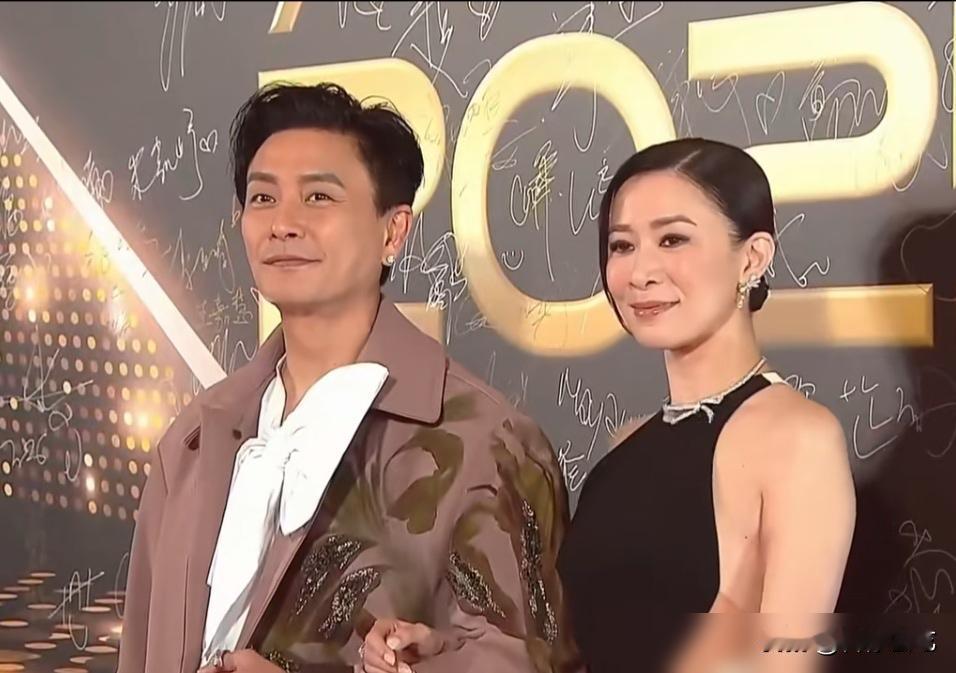 陪跑16次才拿视帝？黄宗泽哭的时候我突然鼻子酸了。
昨晚澳门那场大秀，凭着《新