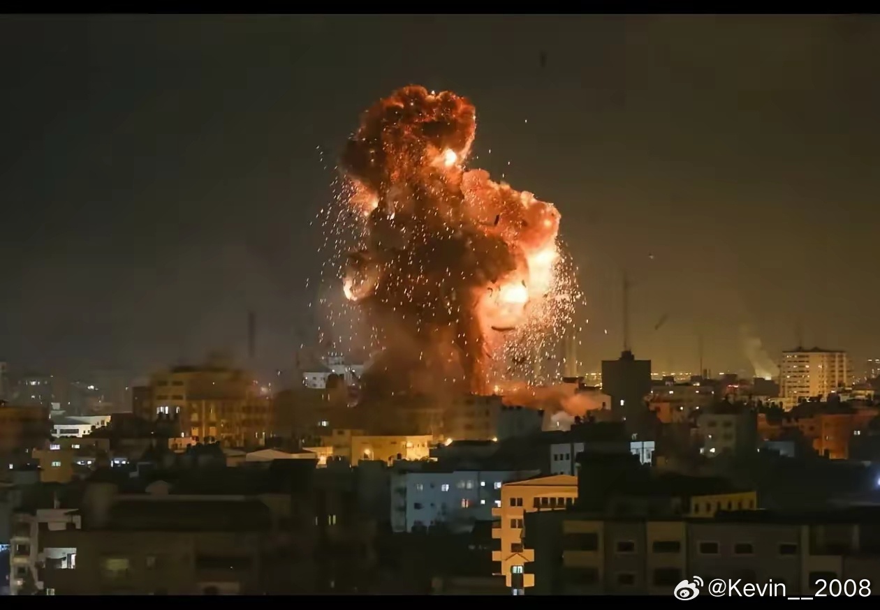 没想到伊朗革命卫队连续几波导弹攻击以色列，伊朗先用无人机攻击引诱以色铁穹反导拦截