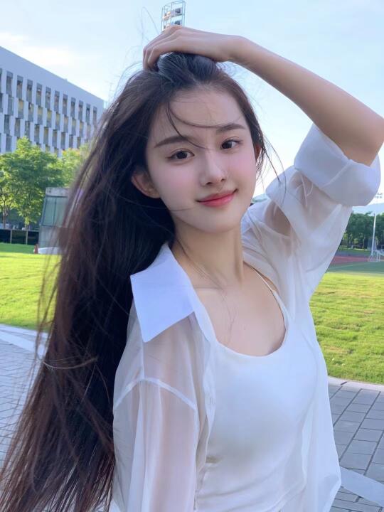 “我站在光里，你恰好是我”