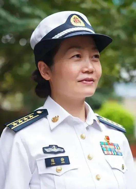 陈静，女，汉族，1973年7月生，中共党员，2020年为军队支援湖北医疗队队员，