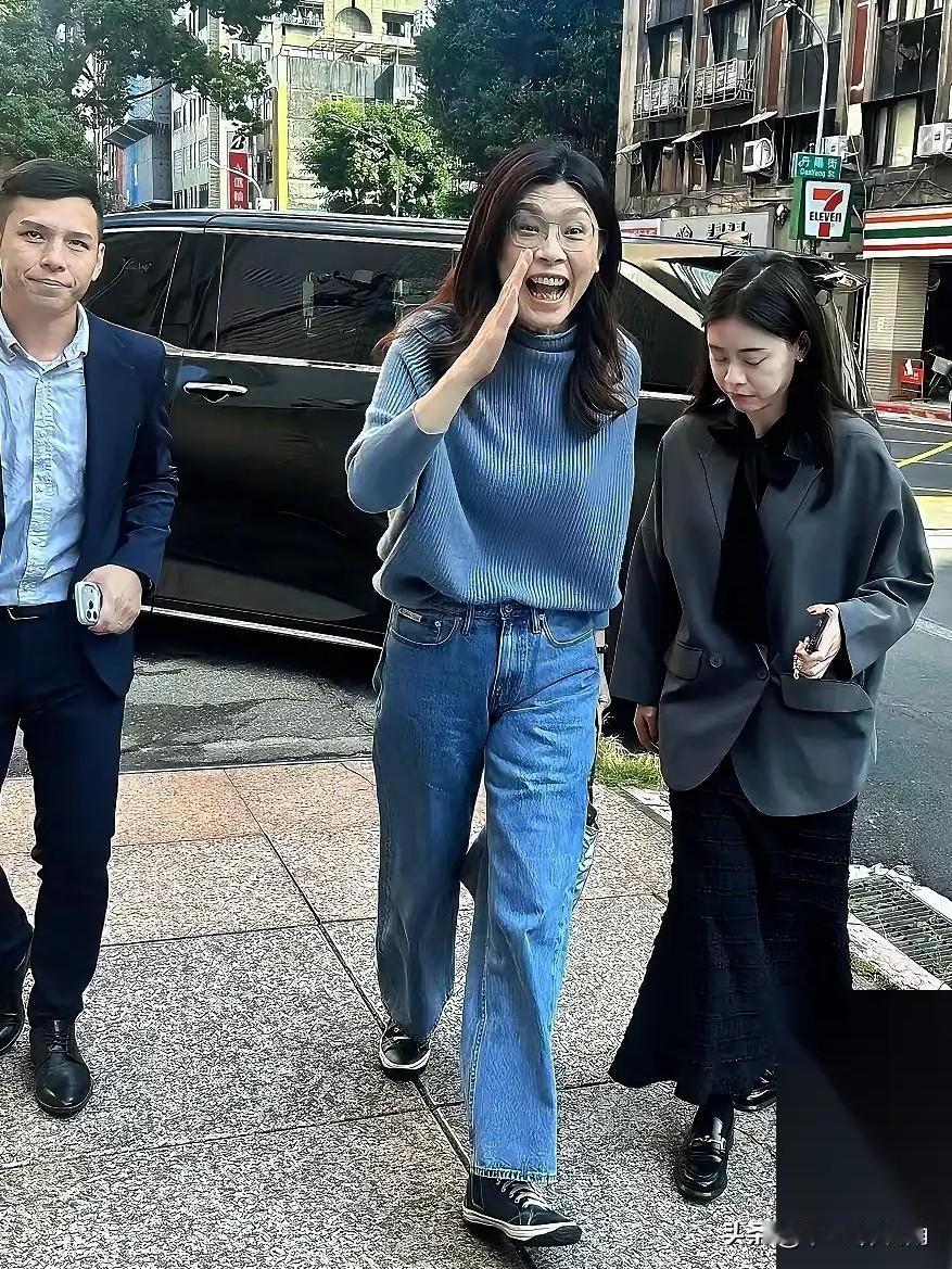 这变脸速度比翻书还快？优先访陆承诺刚喊完，转头就去美国拜码头！

前阵子还信誓旦